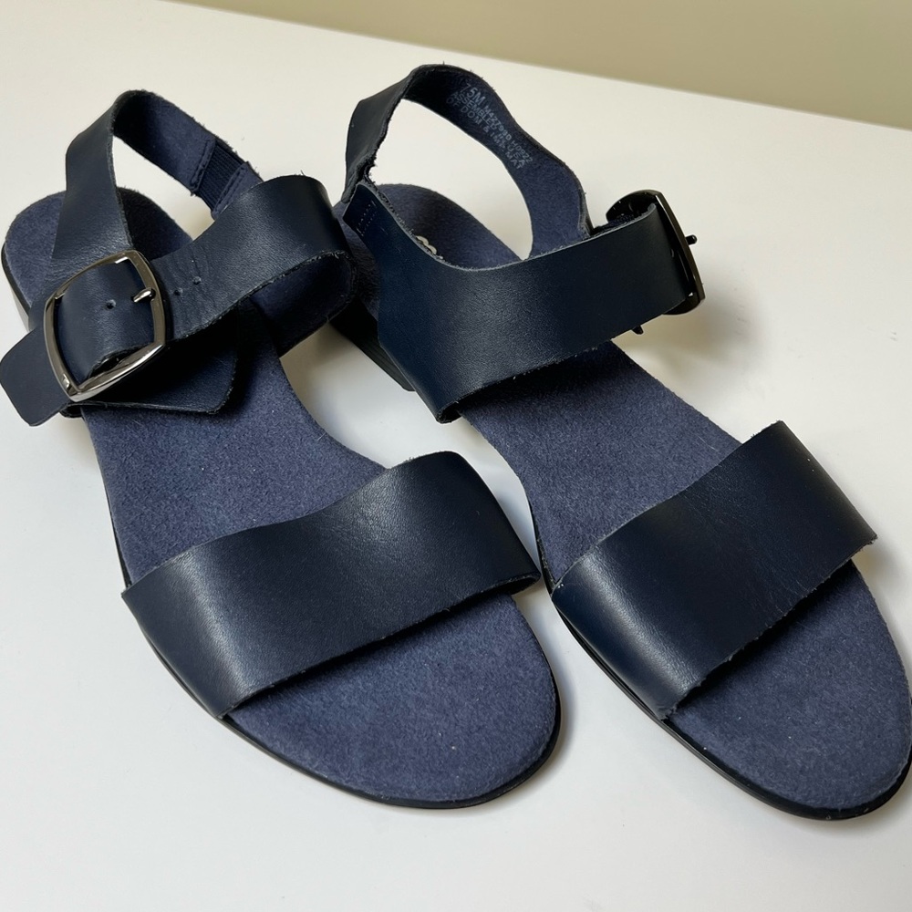Munro‎ Perfect Fit Cleo Navy Blue Sandals with Buckle Ankle Strap